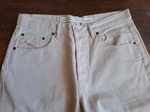 Diesel Industry Diesel corduroy broek model Cheyenne maat 36, Kleding | Heren, Spijkerbroeken en Jeans, Zo goed als nieuw, W36 - W38 (confectie 52/54)