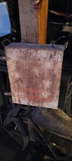 Duitse wo2 luftschutz hausapotheke kist te koop, Verzamelen, Militaria | Tweede Wereldoorlog, Ophalen of Verzenden, Landmacht