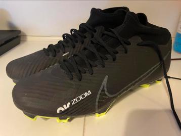 ZGAN Nike Mercurial voetbalschoenen beschikbaar voor biedingen