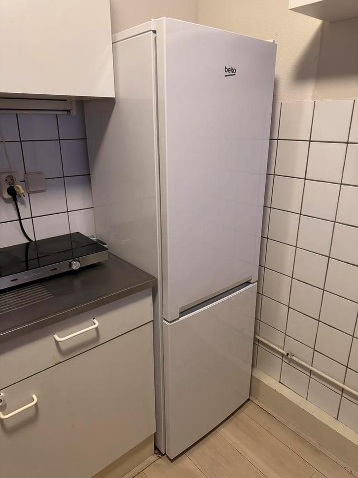 Beko Koelkast met vriesvak - Direct Gebruiksklaar!, Witgoed en Apparatuur, Koelkasten en IJskasten, Gebruikt, Met vriesvak, 150 tot 200 liter