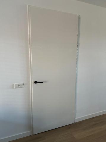 Binnendeur  beschikbaar voor biedingen
