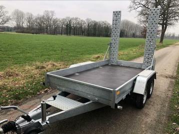 Gloednieuwe Machinetransporter koopje !! beschikbaar voor biedingen