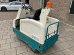 TENNANT 6100 Veegmachine / Heftruck (bj 2008)