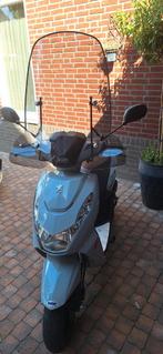 Peugeot kisbee rs met windscherm, Fietsen en Brommers, Scooters | Peugeot, Ophalen of Verzenden, Zo goed als nieuw, Benzine, Overige modellen