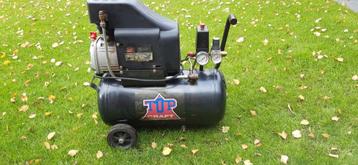 compressor 1500 w 24 liter tank beschikbaar voor biedingen