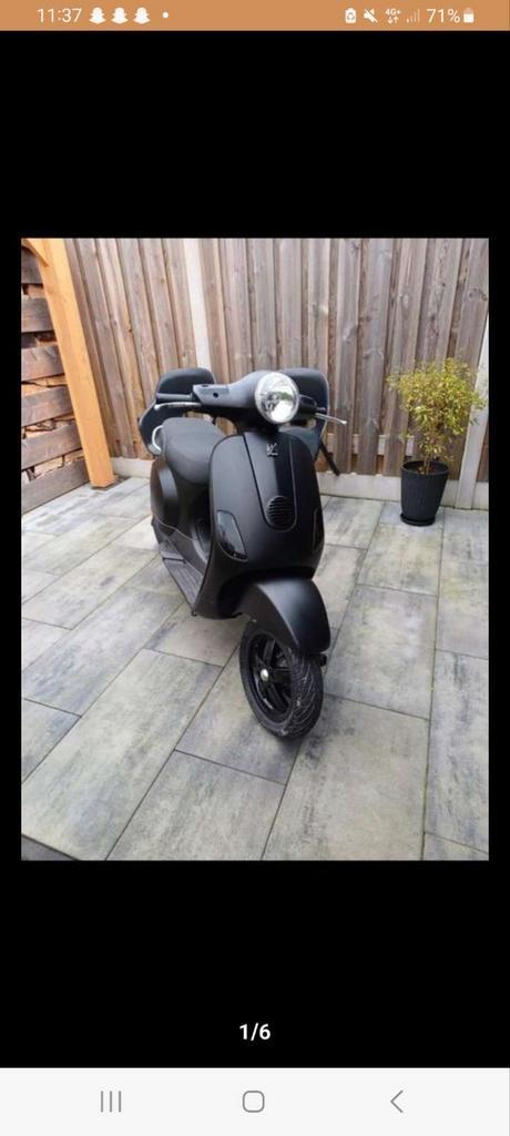 Een hele nette vespa lx50 2t, Fietsen en Brommers, Snorfietsen en Snorscooters, Zo goed als nieuw, Vespa, Ophalen