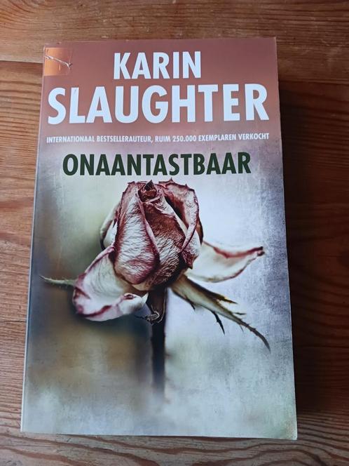 Karin Slaughter - Onaantastbaar, Boeken, Thrillers, Zo goed als nieuw, Nederland, Ophalen of Verzenden