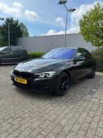 BMW 3-Serie 320i Shadow Edition 185pk, Auto's, Origineel Nederlands, Te koop, 5 stoelen, Benzine