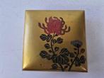 Floraal dekselbakje goud, hout lak, Japan, begin 20e eeuw, Ophalen of Verzenden