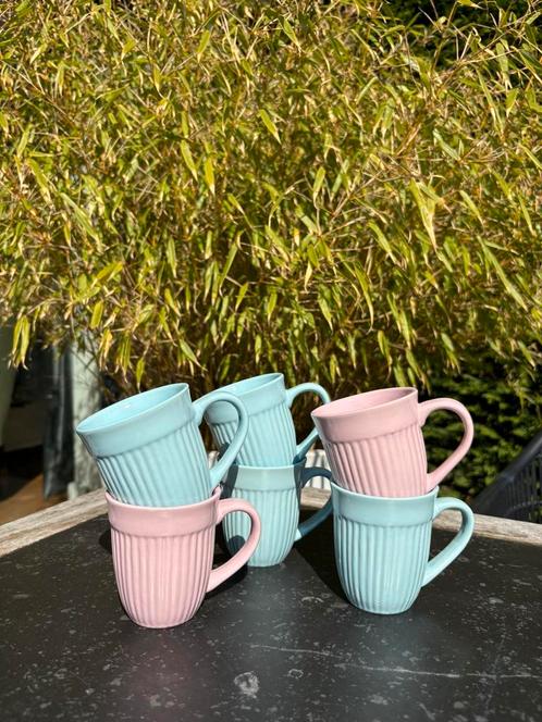 Mokken pastel blauw/roze union pacific tableware,zgan, Antiek en Kunst, Antiek | Servies compleet, Ophalen of Verzenden