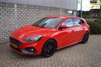 Ford Focus 2.3 EcoBoost ST-3 Adaptieve Cruise Recaro Sportst, Auto's, 1408 kg, 4 cilinders, Leder en Stof, Origineel Nederlands