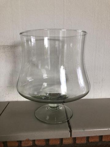 Bloemenvaas / kandelaar beschikbaar voor biedingen