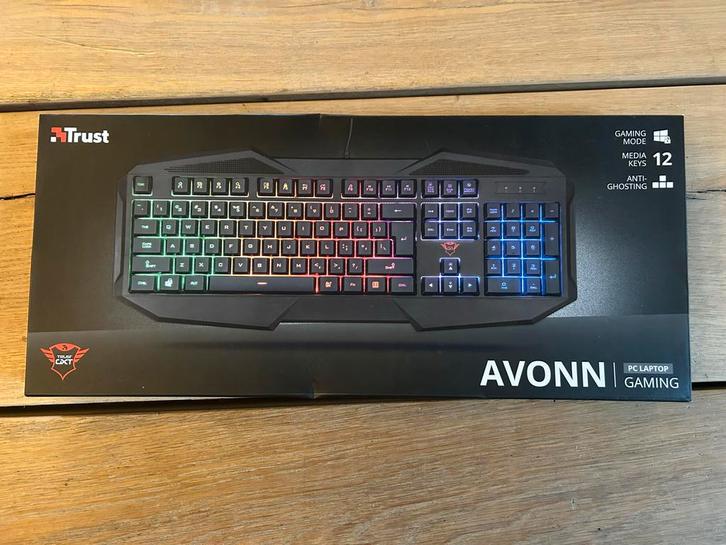 Trust AVONN GXT 830-RW Gaming Toetsenbord, Computers en Software, Toetsenborden, Nieuw, Qwerty, Bedraad, Gaming toetsenbord, Multimediatoetsen