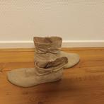 2Bizzy - Prachtig suede laarsjes, beige maat 41., Kleding | Dames, Beige, Lage of Enkellaarzen, Ophalen of Verzenden, Zo goed als nieuw