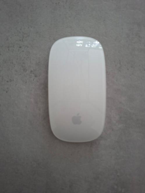 Magic mouse Apple, Computers en Software, Muizen, Zo goed als nieuw, Ophalen of Verzenden