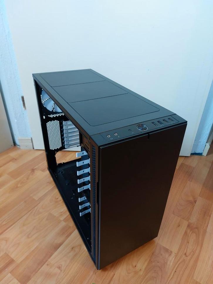 Fractal Design R5 PC Behuizing, Computers en Software, Computerbehuizingen, Gebruikt, Ophalen