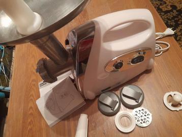 Vleesmolen  beschikbaar voor biedingen