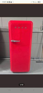 Smeg vriezer rood, Witgoed en Apparatuur, 200 liter of meer, Zo goed als nieuw, Met vriesvak, 160 cm of meer