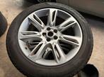 Range Rover Evoque Winterset 19 inch, Auto-onderdelen, Banden en Velgen, Gebruikt, Banden en Velgen, Winterbanden, 235 mm