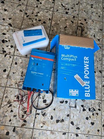 Victron Multiplus Compact | 12v | 800Va | 35amp met Defect beschikbaar voor biedingen