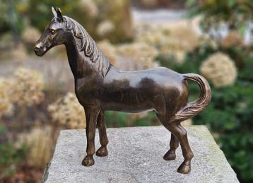 PAARD / BRONZEN BEELD/ 26 CM HOOG beschikbaar voor biedingen