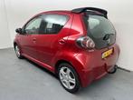 Toyota Aygo 1.0-12V Aspiration Red # Airco # Half Leder # Tr, Voorwielaandrijving, Euro 5, Gebruikt, 4 stoelen