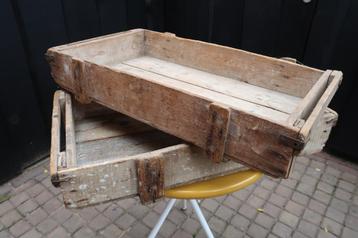 Twee houten Veilingkistjes. Groentekistjes. beschikbaar voor biedingen