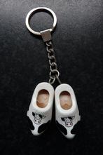 Nieuw Nijntje sleutelhanger 2 houten klompen koe, Ophalen of Verzenden, Nieuw