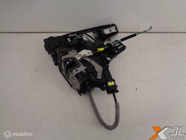 C-KLASSE W205 SLOT VOORPORTIER LINKS  A0997202300, Auto-onderdelen, Carrosserie en Plaatwerk, Mercedes-Benz, Gebruikt, Ophalen of Verzenden