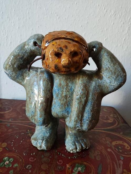 Mooi, apart beeld van keramiek, met masker, Antiek en Kunst, Kunst | Designobjecten, Verzenden