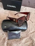 Chanel zonnebril, Sieraden, Tassen en Uiterlijk, Zonnebrillen en Brillen | Dames, Nieuw, Overige merken, Ophalen of Verzenden