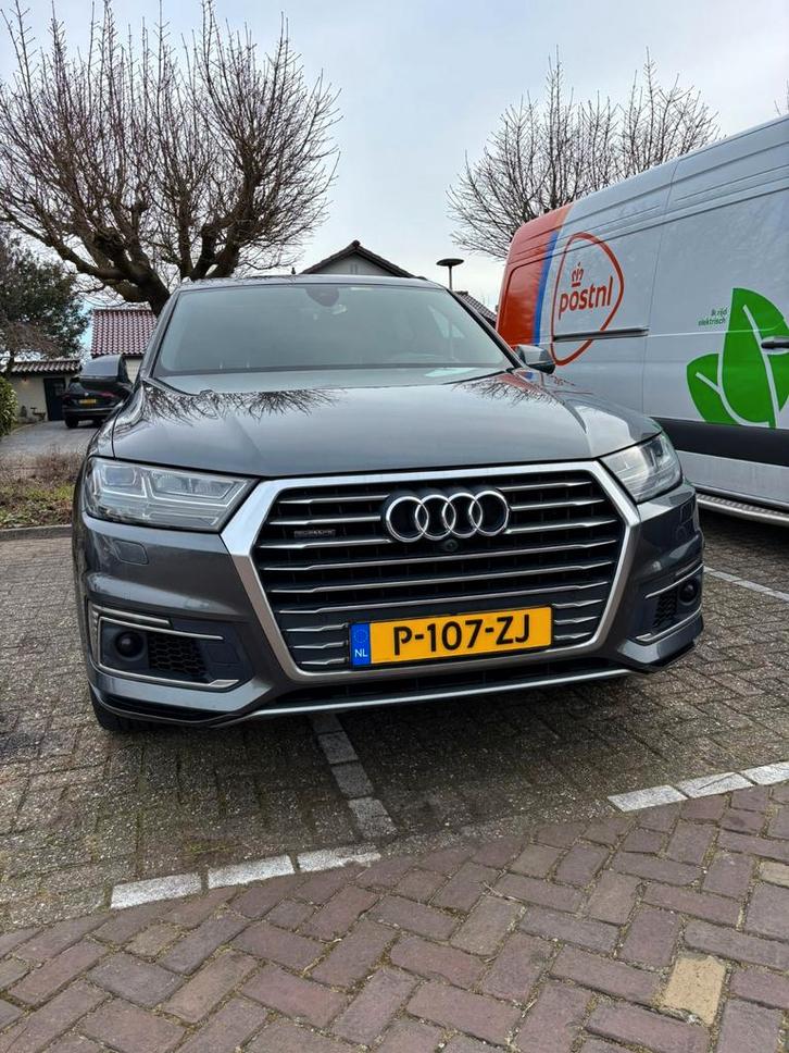 Audi Q7 3.0 TDI 374pk E-tron Quattro Tiptronic 2018 Grijs, Auto's, Audi, Particulier, Q7, 360° camera, 4x4, Aangepast voor mindervaliden
