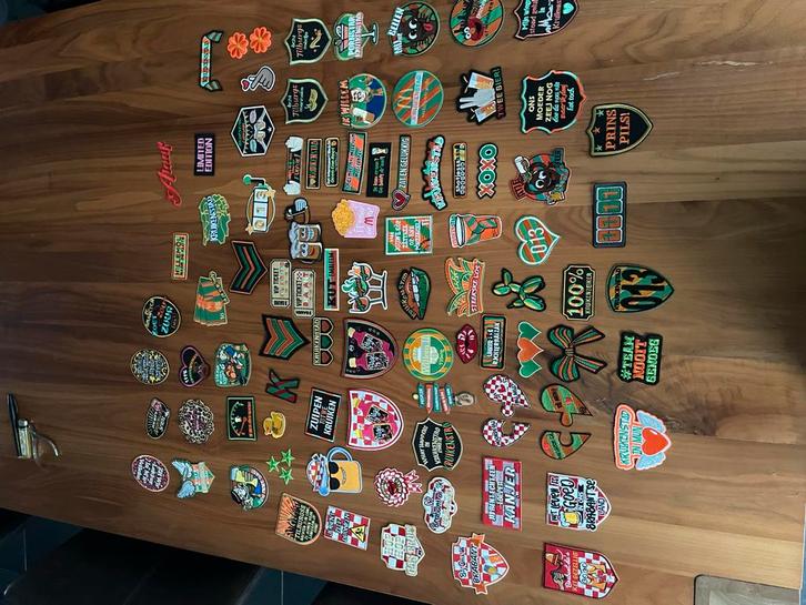 Carnaval Emblemen Kruikenstad 013, Verzamelen, Speldjes, Pins en Buttons, Nieuw, Stad of Land, Ophalen of Verzenden