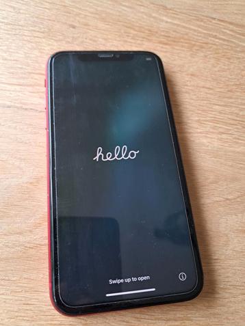 iPhone 11 Rood (werkend maar met mankementen) beschikbaar voor biedingen
