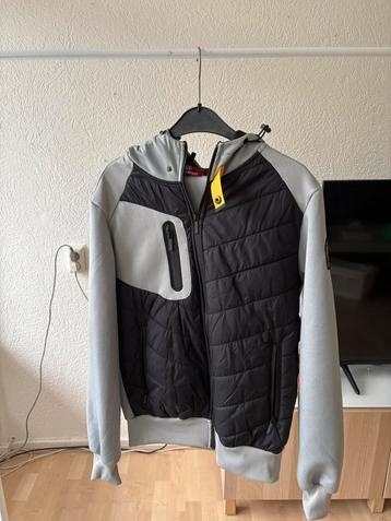 Parajumpers Vest - Stijlvol & Warm! beschikbaar voor biedingen