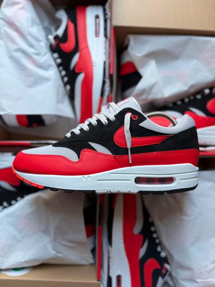 Nike Air Max 1 Reverse Chili maat 43 / 45 / 46 Nieuw, Kleding | Heren, Schoenen, Nieuw, Sneakers of Gympen, Zwart, Ophalen of Verzenden