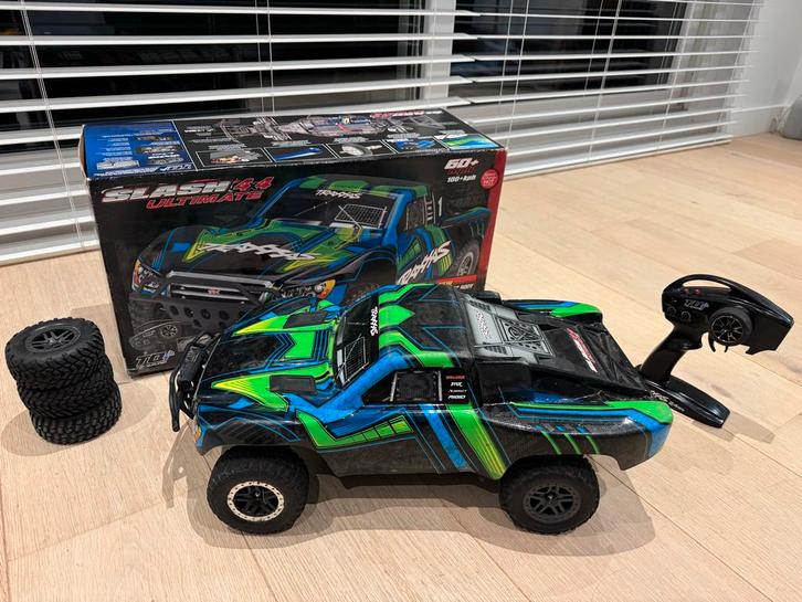 Traxxas Slash 4x4 Ultimate VXL-3s - zgan! Met verlichting, Hobby en Vrije tijd, Modelbouw | Radiografisch | Auto's, Nieuw, Auto offroad