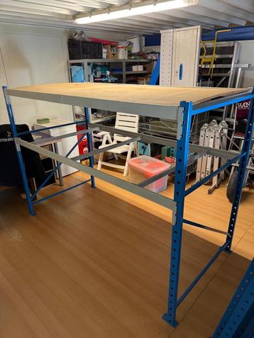 Magazijnstelling - Staanders, liggers en platen beschikbaar voor biedingen
