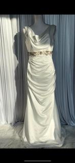 Bruidsjurk trouwjurk weddingdress met details, Ophalen of Verzenden, Zo goed als nieuw, Wit, Overige typen