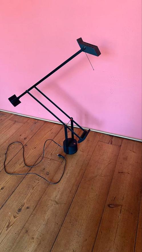 Artemide Tizo, Antiek en Kunst, Kunst | Designobjecten, Verzenden
