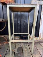 Industriele kruk werkbank plantentafel, Antiek en Kunst, Curiosa en Brocante, Ophalen