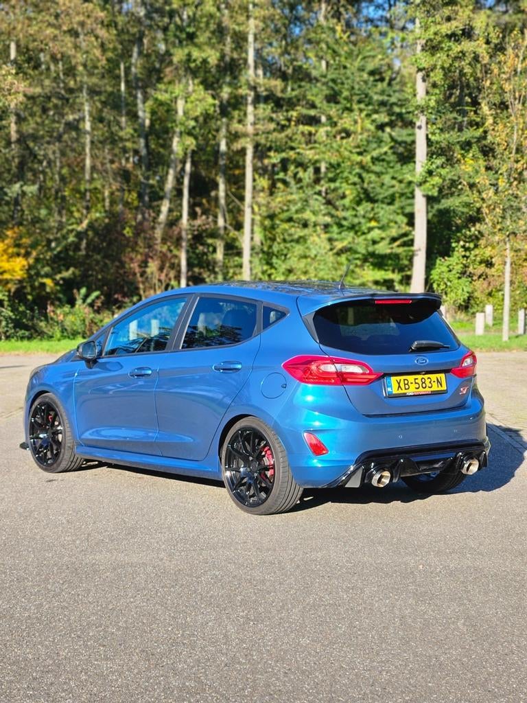 Ford Fiesta ST 1.5 EcoBoost | 200 pk | Milltek | Maxton, Auto's, Voorwielaandrijving, Blauw, 1183 kg, Handgeschakeld