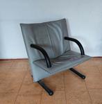 Stoel Arflex T-line fauteuil armchair design grijs leer, Huis en Inrichting, Fauteuils, Gebruikt, Leer, Ophalen of Verzenden