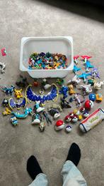 Veel pokemon poppetje en ballen, Verzamelen, Poppetjes en Figuurtjes, Ophalen of Verzenden, Gebruikt