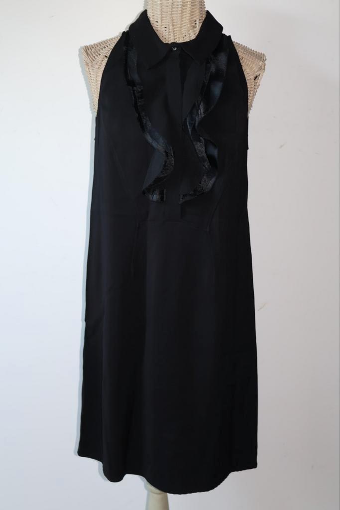 Elisabetta Franchi mooie zwarte Jurk Maat 40 / L, Kleding | Dames, Jurken, Zo goed als nieuw, Maat 42/44 (L), Zwart, Knielengte