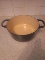 le creuset  braadpan met deksel 24 cm, Huis en Inrichting, Keuken | Potten en Pannen, Gietijzer, Ophalen of Verzenden, Zo goed als nieuw