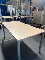 Kantoortafel - Verstelbaar, Huis en Inrichting, Ophalen, Gebruikt, -, In hoogte verstelbaar