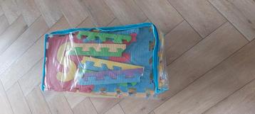 Puzzelmat beschikbaar voor biedingen