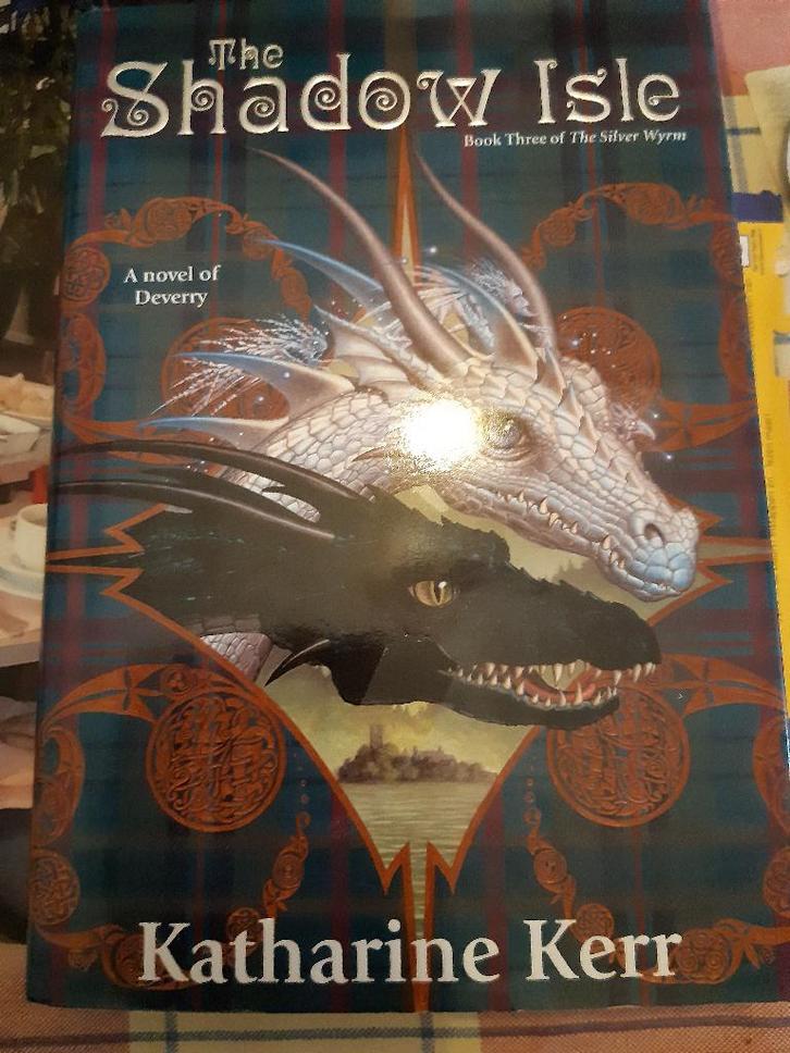 Katharine kerr:the shadow isle 9780756404765 hardcover, Boeken, Fantasy, Gelezen, Ophalen