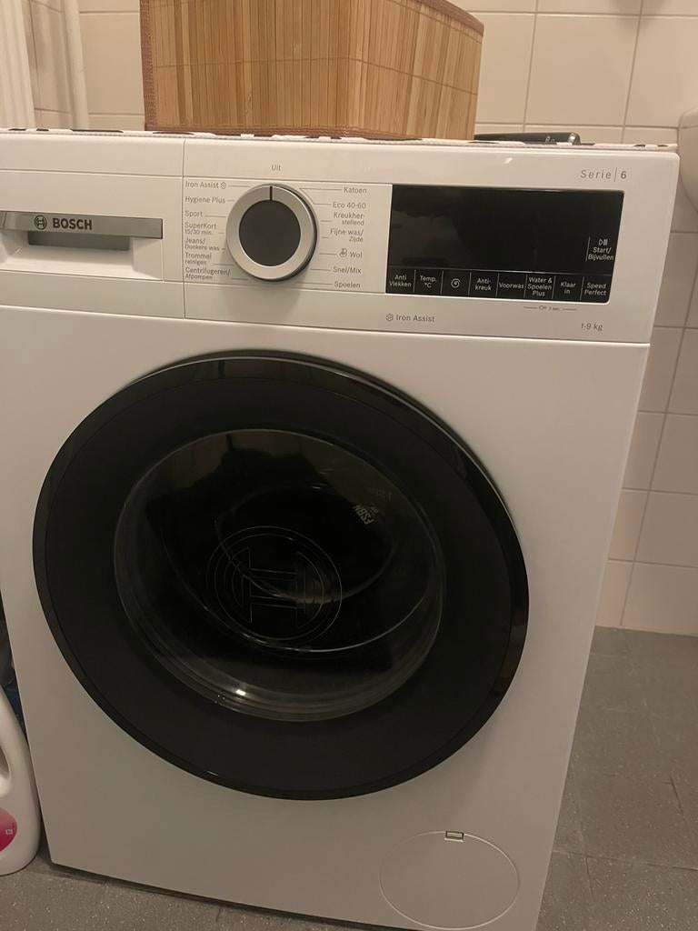 Weinig gebruikte bosch serie 6 wasmachine 9 kilo, Witgoed en Apparatuur, Wasmachines, Zo goed als nieuw, 85 tot 90 cm, 1200 tot 1600 toeren